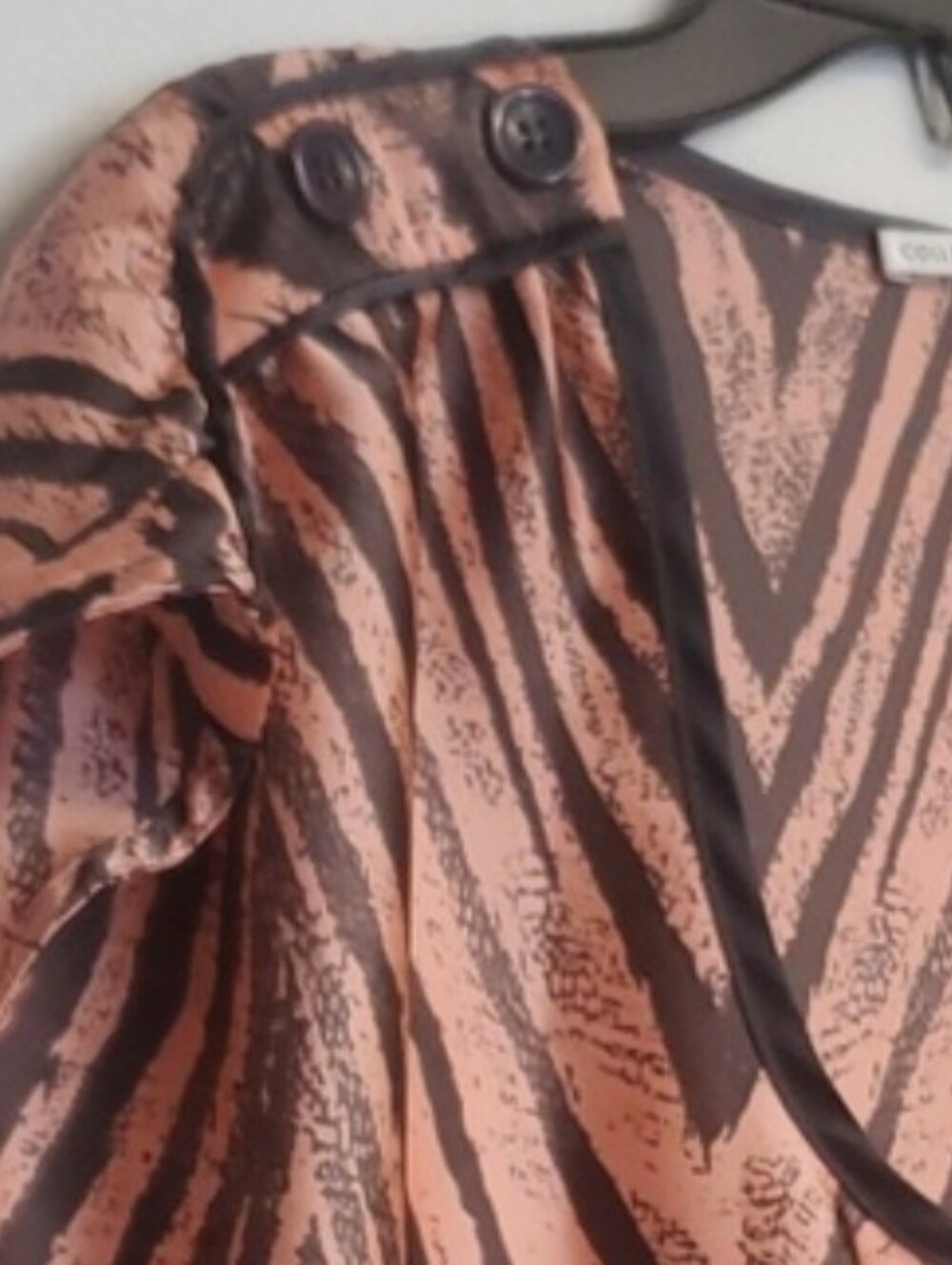 Collective Concepts Tiger Animal Print Blouse Top Small Made in USA  Y2K - Picture 4 of 6